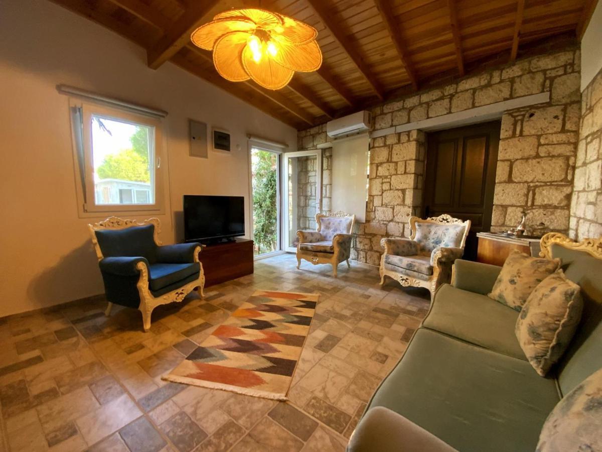 La Maison De Yasmine Илдир Экстерьер фото